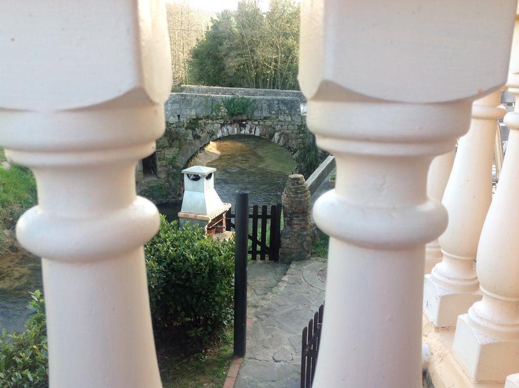 Trisileja En Puente Romano Toñanes Εξωτερικό φωτογραφία