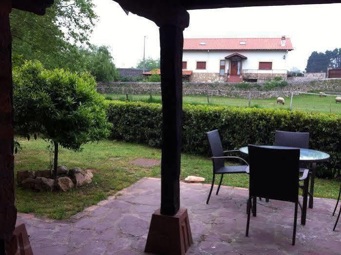 Trisileja En Puente Romano Toñanes Εξωτερικό φωτογραφία
